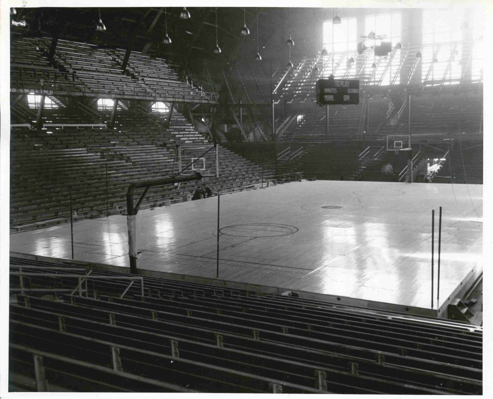 Old Arenas on X: Minneapolis Auditorium, 1940s. This arena hosted